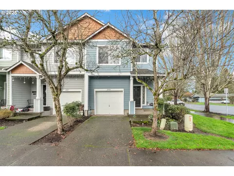 2705 SE 74th Way, Hillsboro, OR 97123