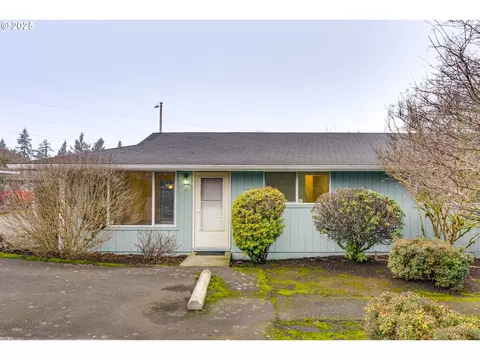 13647 Gaffney Ln #16, Oregon City, OR 97045
