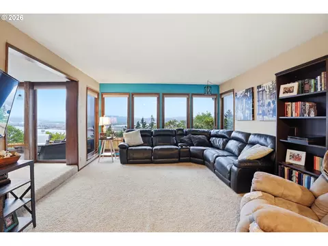 Living - 29885 Riverview Dr, Rainier, OR 97048 photo 1 of 4
