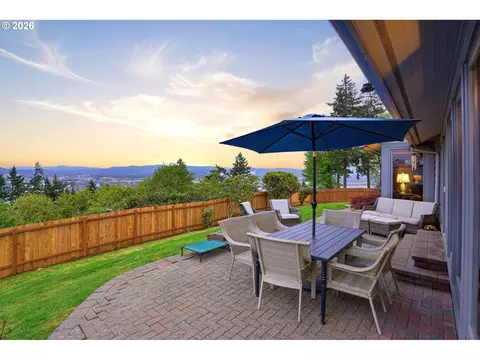 Exterior - 29885 Riverview Dr, Rainier, OR 97048 photo 7 of 8