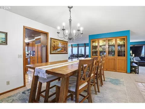 Dining - 29885 Riverview Dr, Rainier, OR 97048 photo 2 of 2