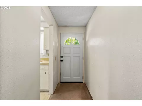 Entry Way - 3377 W 16th Ave, Eugene, OR 97402 photo 1 of 1