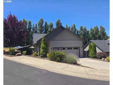 2605 Ericksen Way, The Dalles, OR 97058