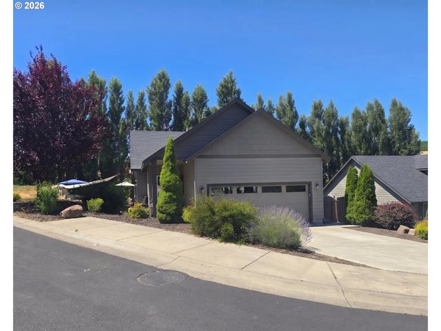 2605 Ericksen Way, The Dalles, OR 97058