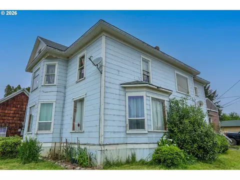 Other - 131 Ash St, Myrtle Point, OR 97458 photo 5 of 8