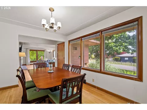 Dining - 85 NW Sleret Ave, Gresham, OR 97030 photo 2 of 2