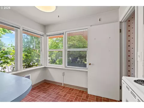 Other - 85 NW Sleret Ave, Gresham, OR 97030 photo 3 of 16
