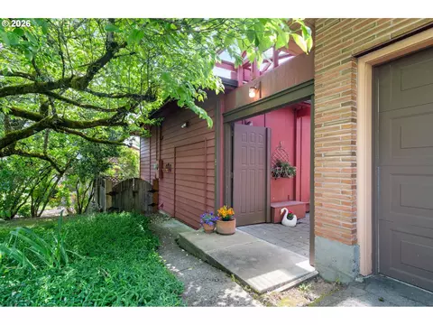 Exterior - 85 NW Sleret Ave, Gresham, OR 97030 photo 3 of 9