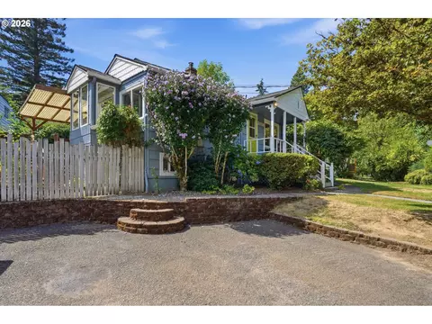 3918 SW Cullen Blvd, Portland, OR 97221