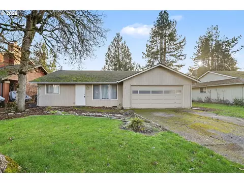 6887 B St, Springfield, OR 97478