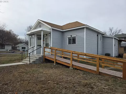 2707 3rd St, Baker City, OR 97814