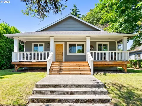 5812 N Syracuse St, Portland, OR 97203