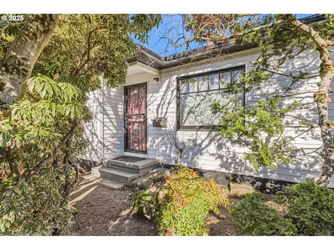 3803 SE Grant Ct SE, Portland, OR 97214
