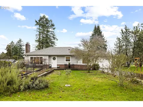 2712 NE 111th Dr, Portland, OR 97220
