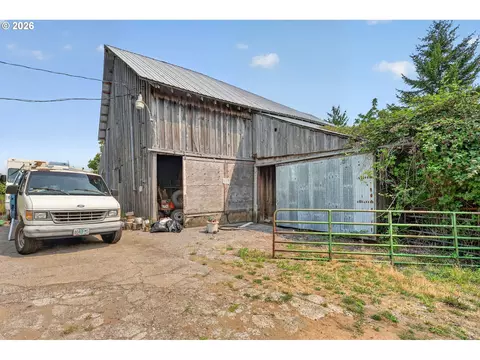 Exterior - 49009 SE Baty Rd, Sandy, OR 97055 photo 5 of 5