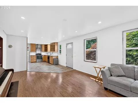 Living - 49009 SE Baty Rd, Sandy, OR 97055 photo 2 of 2
