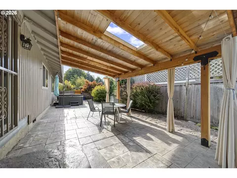 Other - 2331 SW 27th Dr, Gresham, OR 97080 photo 4 of 6