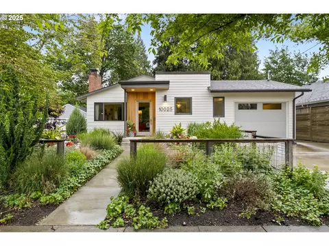 10025 N Jersey St, Portland, OR 97203