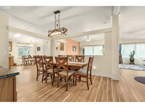 Dining - 181 Vada Rd, Carson, WA 98610 photo 4 of 5
