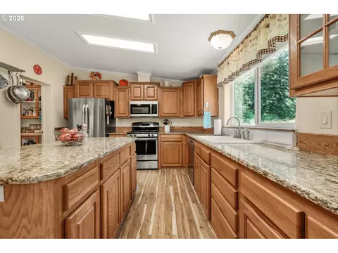 Kitchen - 181 Vada Rd, Carson, WA 98610 photo 3 of 5