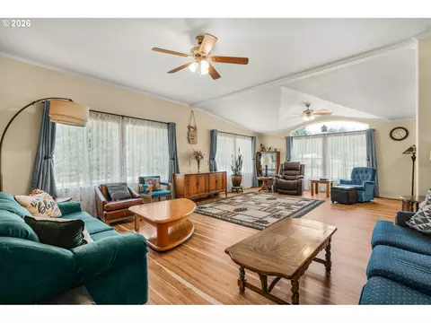 Living - 181 Vada Rd, Carson, WA 98610 photo 3 of 3