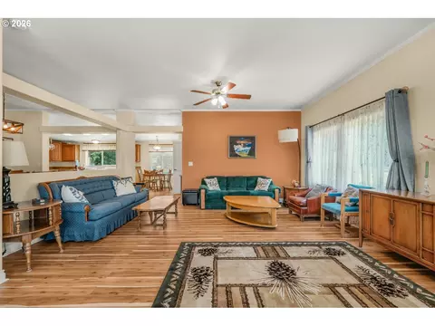 Living - 181 Vada Rd, Carson, WA 98610 photo 2 of 3