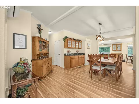 Dining - 181 Vada Rd, Carson, WA 98610 photo 5 of 5