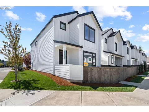 16335 NE 21st St, Vancouver, WA 98684