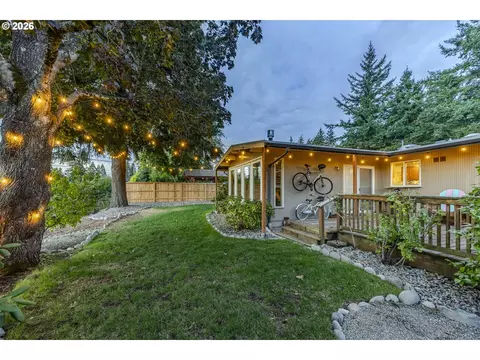 Exterior - 3142 Onyx Pl, Eugene, OR 97405 photo 4 of 7
