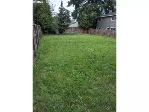 8209 N Fessenden St, Portland, OR 97203