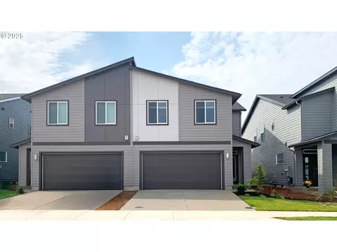 9232 SW Vermillion Dr, Tualatin, OR 97062