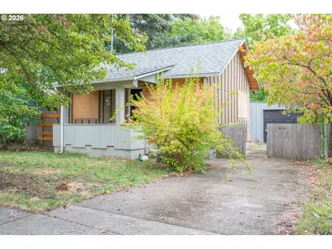 10422 SEllis St, Portland, OR 97266