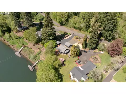 View/Area - 11085 E Mapleton Rd, Mapleton, OR 97453 photo 4 of 5