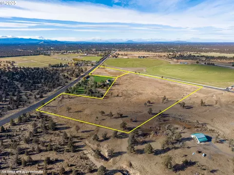 23755 Dodds Rd, Bend, OR 97701