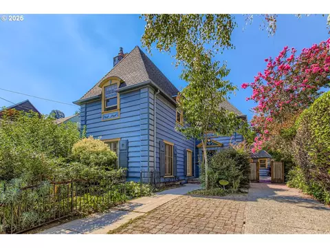 1325 NW 26th Ave, Portland, OR 97210