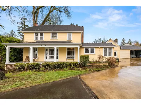 2323 SE Creighton Ave, Milwaukie, OR 97267