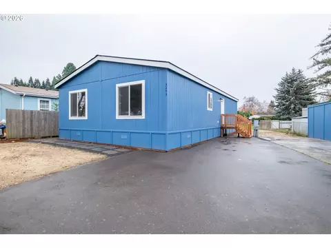 3253 Comber Ct NE, Salem, OR 97305