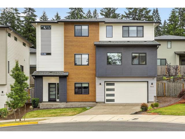 10013 SElderberry St, Happy Valley, OR 97086
