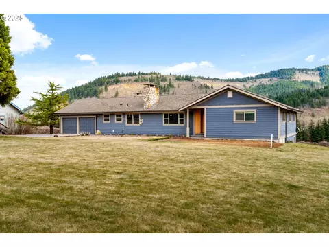 4715 Green Rd, Mt Hood Prkdl, OR 97041