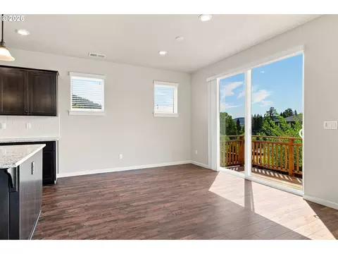 Living - 4255 SW Brixton Ave, Gresham, OR 97080 photo 2 of 7