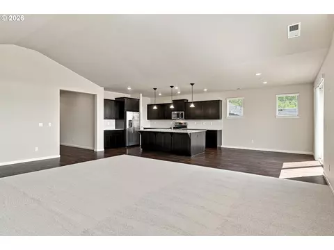 Living - 4255 SW Brixton Ave, Gresham, OR 97080 photo 6 of 7