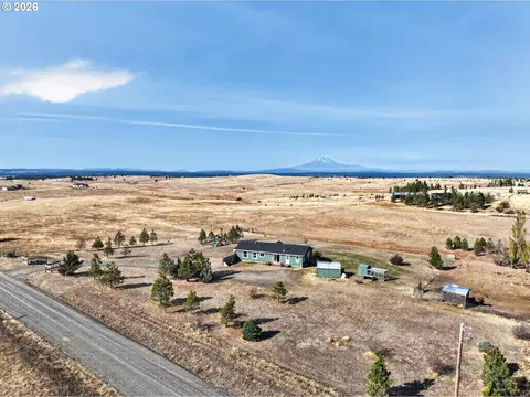 1041 High Prairie Rd, Lyle, WA 98635