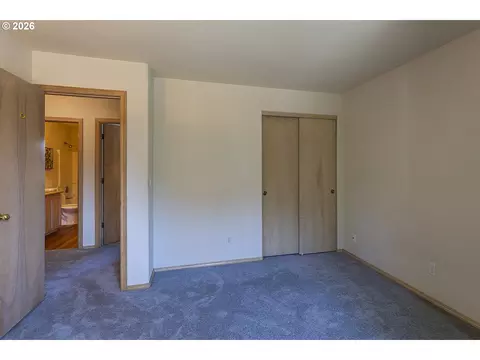 Bedroom - 11595 SE Springcrest Dr, Clackamas, OR 97015 photo 3 of 3