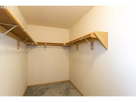 Other - 11595 SE Springcrest Dr, Clackamas, OR 97015 photo 2 of 2
