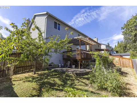 Exterior - 11595 SE Springcrest Dr, Clackamas, OR 97015 photo 3 of 3