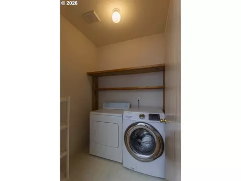 Other - 11595 SE Springcrest Dr, Clackamas, OR 97015 photo 1 of 2