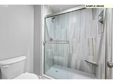 Bath - 2455 NW 1st Dr, Gresham, OR 97030 photo 2 of 3