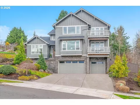 14111 SE Tarnahan Ct, Happy Valley, OR 97086