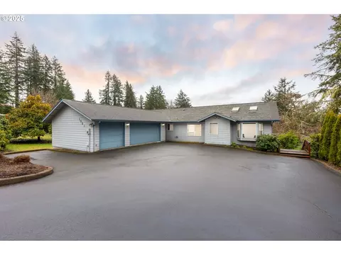 1081 NW Sunset Dr, Toledo, OR 97391