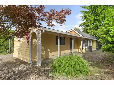 17197 SW Smith Ave, Sherwood, OR 97140